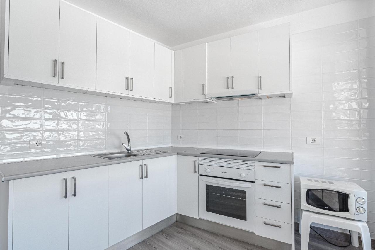Family Flat With 3 Bedrooms And Balcony Near Los Gigantes And Ocean Puerto de Santiago (Tenerife)